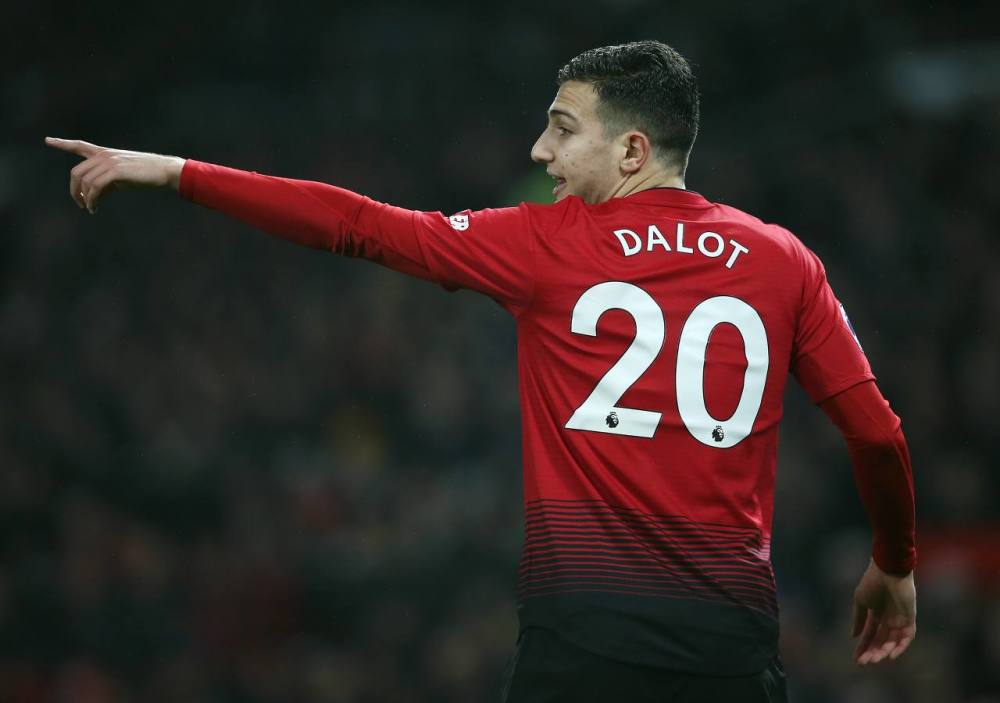  罗马中场大将重伤赛季报销牵动球迷心  