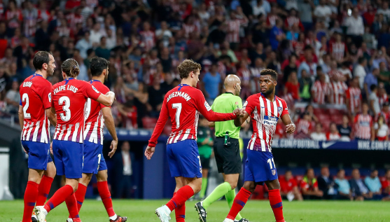  拉齐奥主场憾负萨索洛，贝纳德斯基禁区外世界波破门